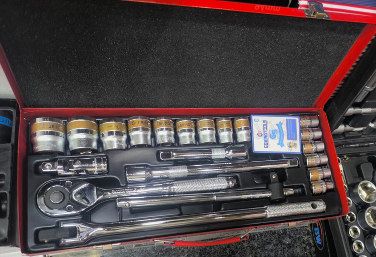 جعبه بکس 24عدد کینگ تولز اصلی جنس فوق درجه یک کروم وانادیوم اصلی فروش عمده داریم