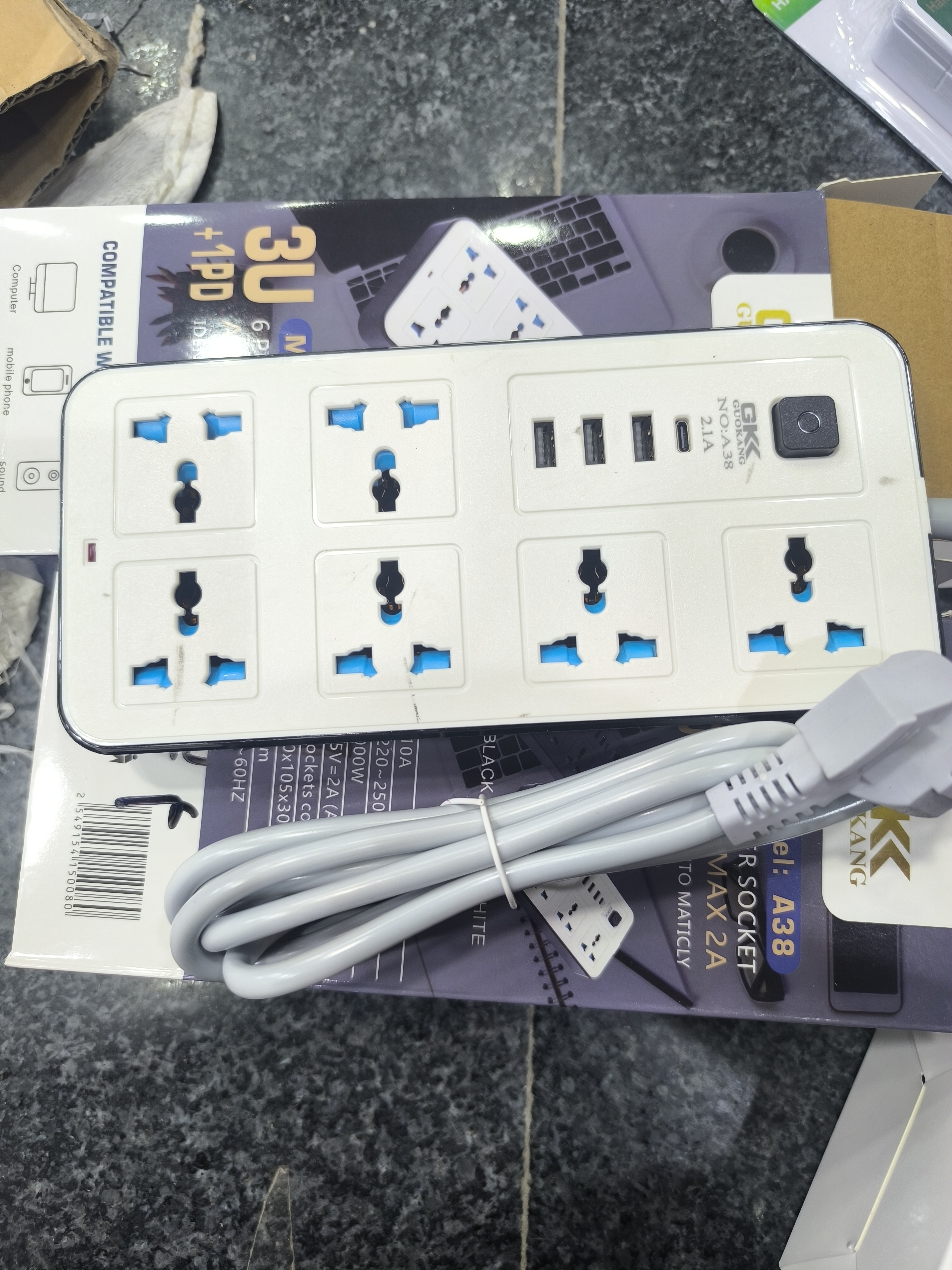 سه راه برق اصلی درجه یک بسیار سنگین دارایusb تایپسی ونیدیل دار کیفیت عالی