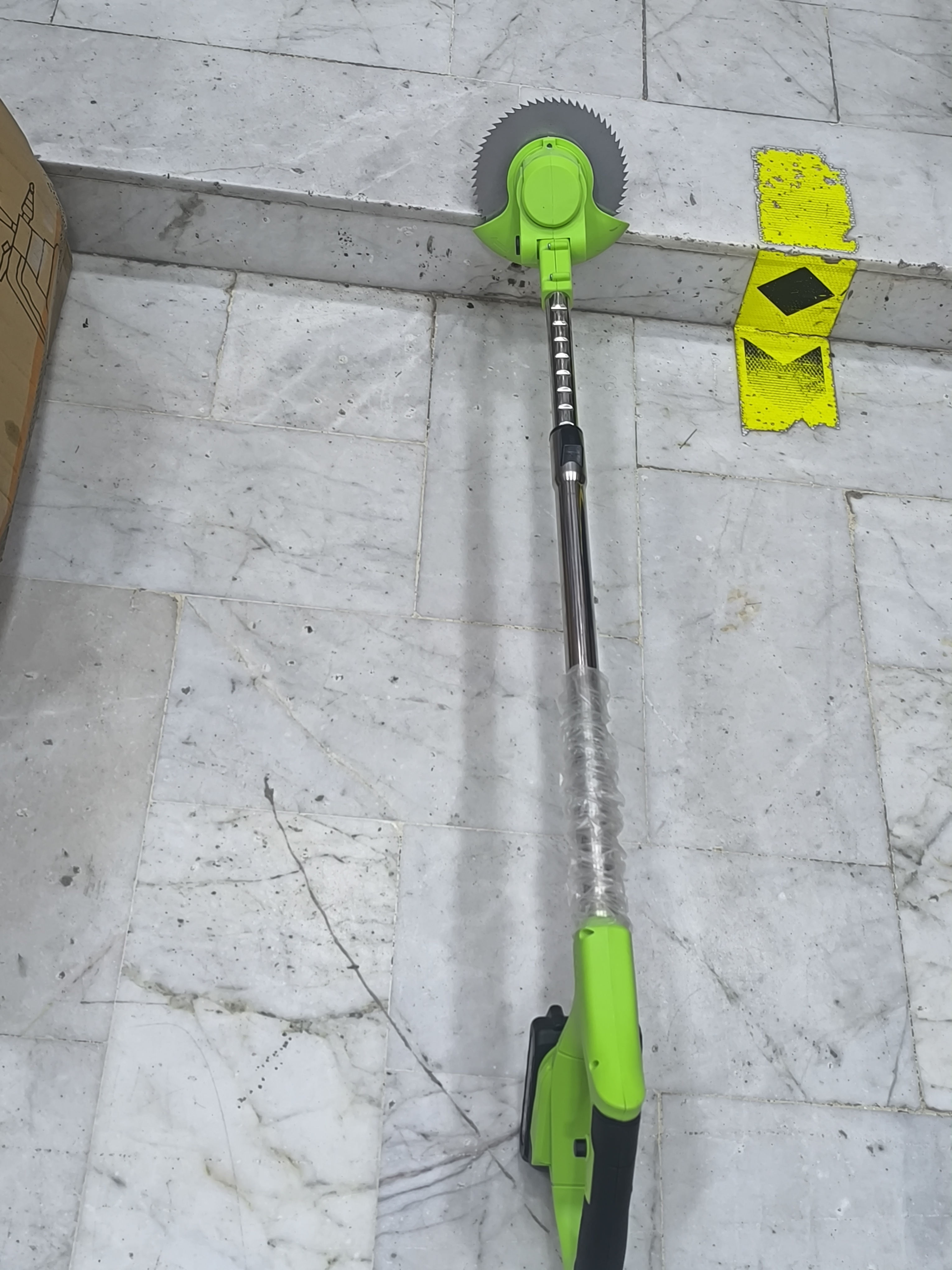 علف زن شارژی دستی قابلیت برزگ شدن دو باطری کیفیت عالی ارسال رایگان  برند sv آف ویژه