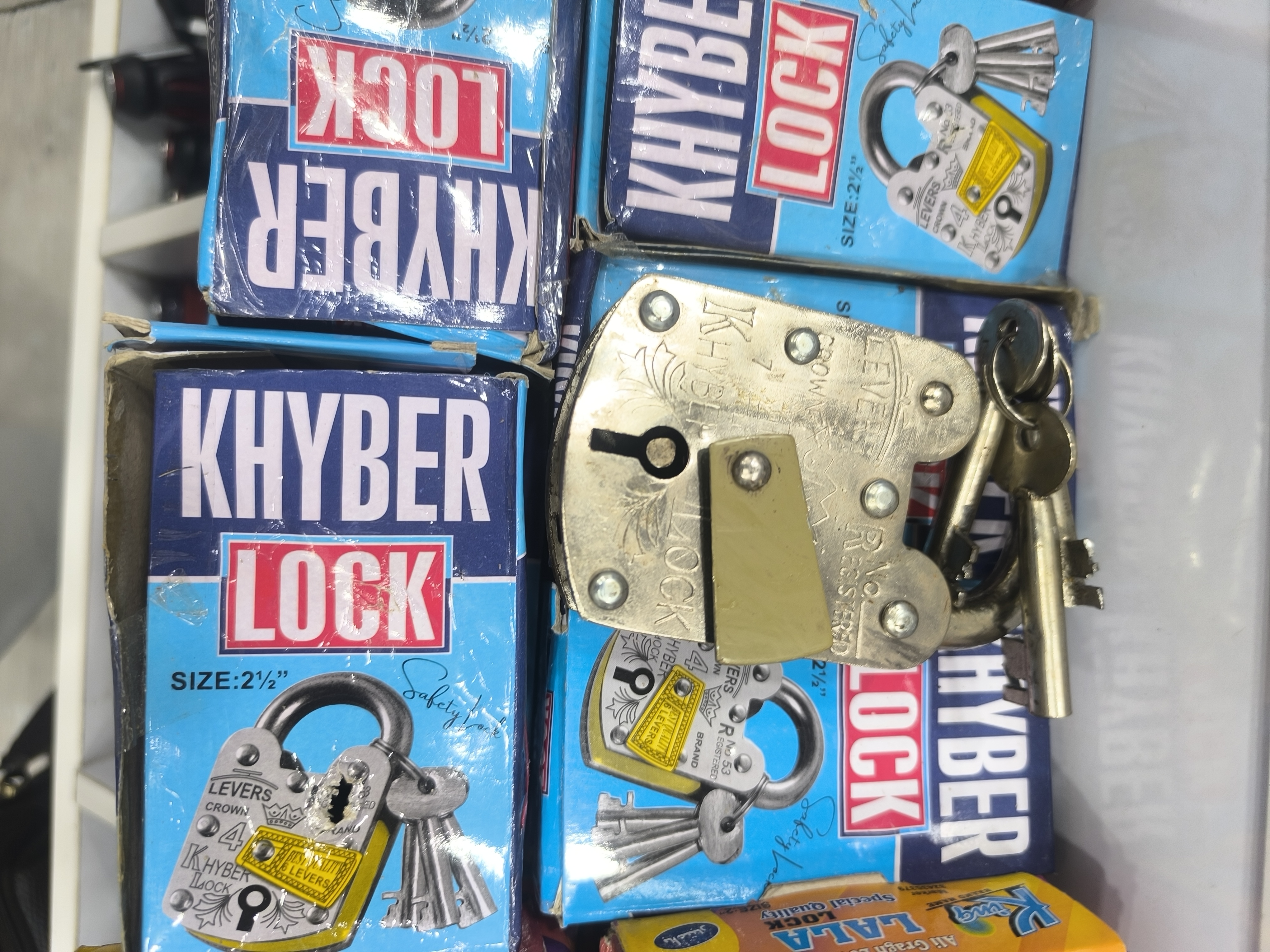 قفل پاکستانی سایز بزرگ سه لایه سه کلید کیفیت